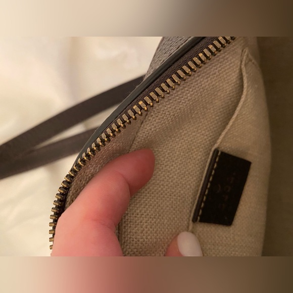 GUCCI WEBBY BEE CROSSBODY BAG - EXCELLENT CONDITION - Picture 5 of 6